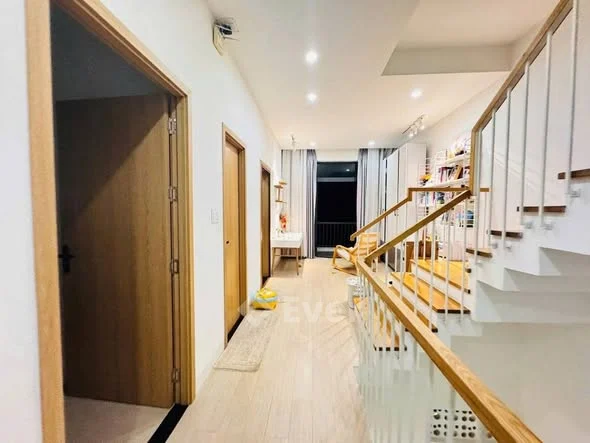 CHỦ BÁN 3.5 TẦNG HÀNG KÍN LÔ GÓC SÁT MẶT TIỀN KINH DOANH HẢI CHÂU VỚI MUÔN VÀNG TIỆN ÍCH Ở ĐÂY - Thỏa thuận - 70m²