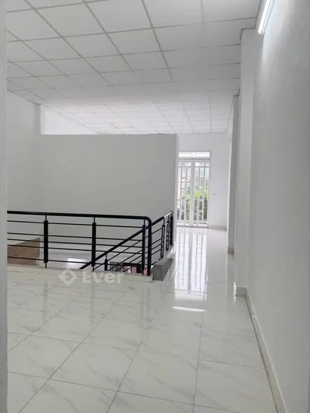 BÁN NHÀ 2 TẦNG ĐẸP Đường PHAN TRIÊM – HÒA XUÂN – GIÁ TỐT