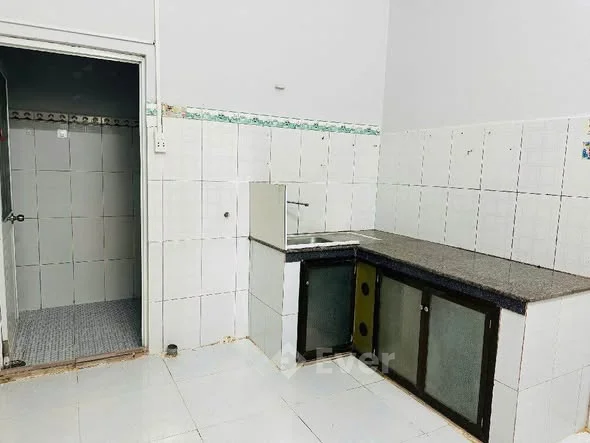 Ban nhà cấp 4 kiệt 17 Đà SơnDt 75m2 ( ngang 5m vuông vức)Hướng Đông Bắc