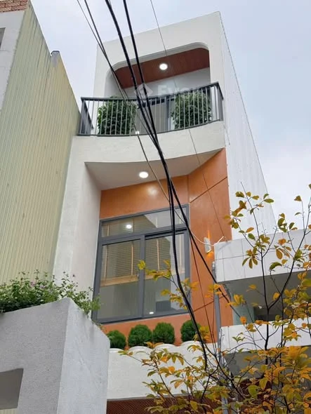 Nhà đẹp 3 tầng mới hoàn thiện tại Thanh Khê