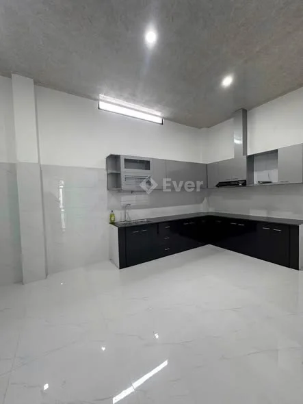 Bán nhà đẹp mặt tiền đường Nguyễn Công Hoan, Đà NẵngDiện tích đất 124m, ngang 6,5m đường 7,5m