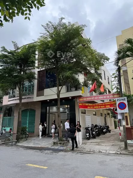 SIÊU PHẨM LÔ GÓC 3 MẶT THOÁNG – MẶT TIỀN TRƯƠNG CHÍ CƯƠNG – HÒA CƯỜNG NAM Nhà mới 3 tầng