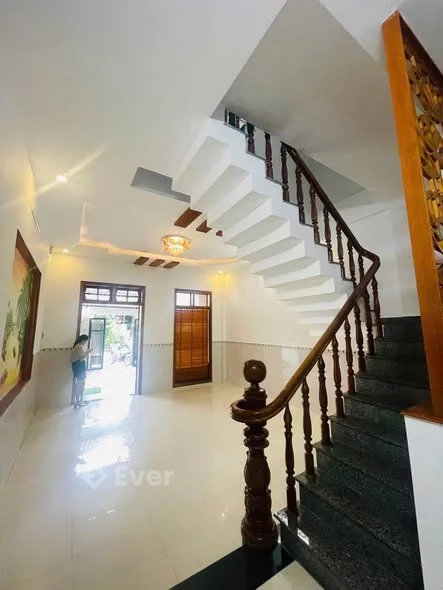 BÁN NHÀ 3 TẦNG CHỦ XÂY Ở TÂM HUYẾT - ĐƯỜNG BÙI THIỆN NGỘ, HOÀ XUÂN, ĐÀ NẴNG.