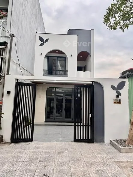 Bán nhà 2 tầng Full Nội Thất mặt tiền đường Hoà Phú 19 - Liên Chiểu.DT: 85m2(ngang 5m)