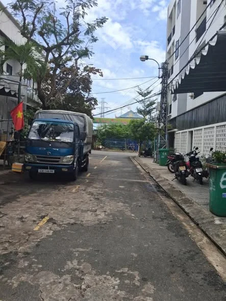 BÁN NHÀ MỸ AN 23 – NHS - GẦN KV LỄ HỘI PHÁO HOA Vị trí: Mỹ An 23, đường 5m5 lề 3