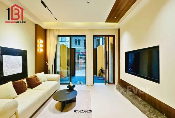 Chủ nhà thiện chí bớt thêm 10tr bán căn nhà đẹp ngay trung tâm, kiệt 600 đường Trần Cao Vân