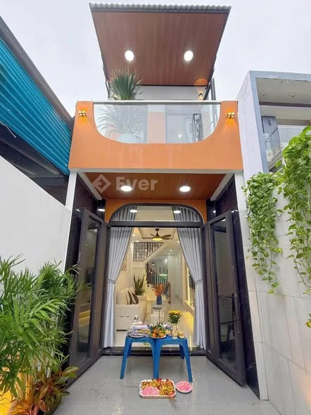 Nhà 2 Tầng Diện tích lớn Kiệt ô tô đi thông , đường đã thảm nhựa kiệt Ông Ích Khiêm thông ra Biển