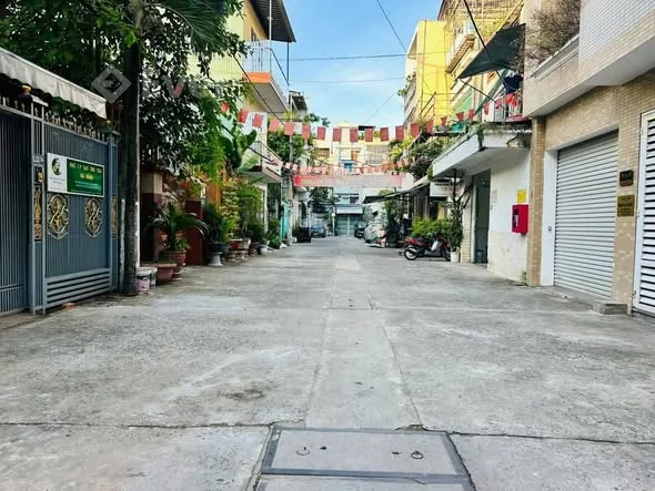 Chính chủ gửi bán cặp đất kiệt ô tô Ông Ích Khiêm - Hải Châu.