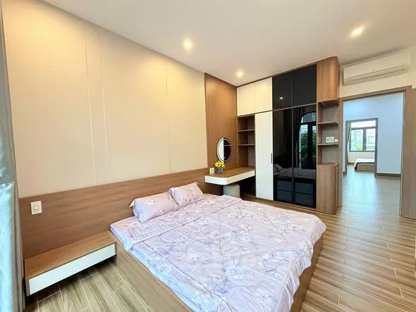 Bán Nhà 3 Tầng Đẹp Full Nội Thất MT Khu Hòa Minh đối Diện Cổng bến xe trung tâm Đà Nẵngh