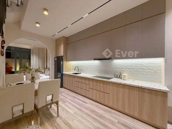 Cho thuê nhà nguyên căn 3 tầng kiệt đinh tiên hoàng full nội thất cao cấp- DTĐ: 85m