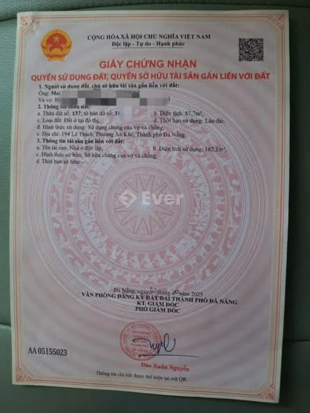 Chào bán căn nhà đẹp 3 tầng mặt tiền đường Lê Thạch đường 7m5