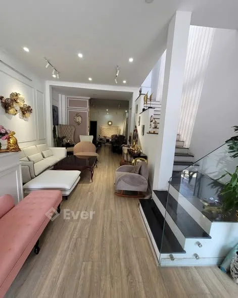 Nhà 3 tầng mặt tiền Ngô Quyền, Đà Nẵngdiện tích đất 125m2 ( 5 x 25 vuông vức)