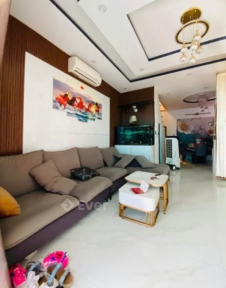 Bán nhà 3 tầng, kiệt 93 An Dương Vương, Giá rẻ 2.4x tỷ- DT- 41,6m2- thực tế 46m2