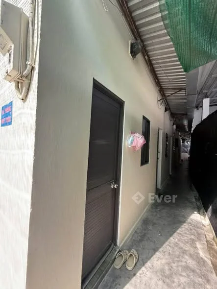 Bán Dãy Trọ 6 Phòng Kiệt 3m5 Đặng Huy trứ gần đường chính đang cho thuê thu nhập ổn định