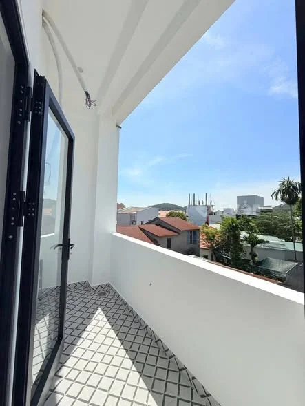 2 CĂN LIỀN KỀ ĐẸP – KIỆT Ô TÔ 149 TRẦN PHÚ, PHƯỜNG PHƯỚC VĨNH, TP HUẾ