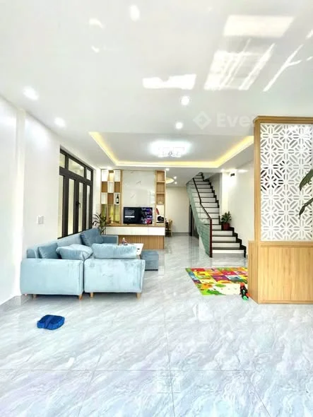 Bán Nhà 3 tầng Mặt Tiền Kinh Doanh Nguyễn Khoa Vy - TP Huế giá rẻ 3.5xx Tỷ