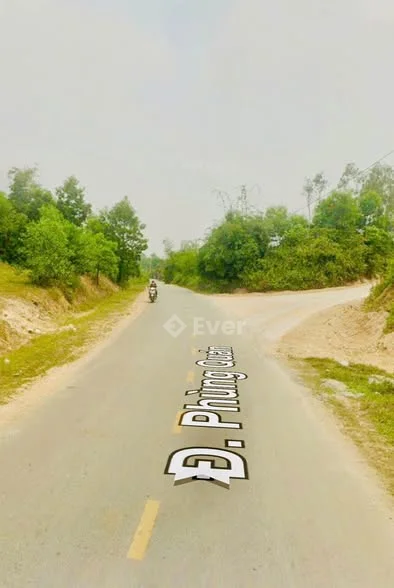 Hơn 200m giá chỉ 1,5 tỷ. Diện tích sổ 142m. Ngang 12,8m phù hợp xây nhà, xây phòng Trọ hoặc làm kho