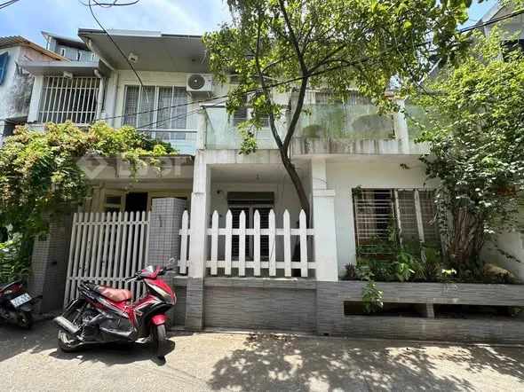 Siêu Phẩm Nhà mặt tiền Kiệt 235 Bà Triệu, Trung tâm Tp Huế ngay Siêu Thị Go và Ngã 5 Hùng Vương