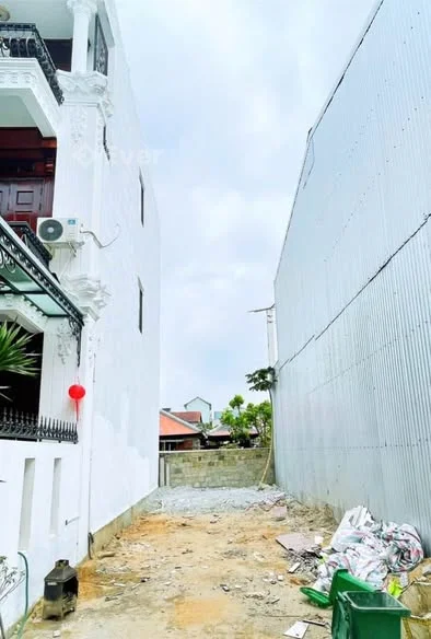 Đất Kiệt 246 Hùng Vương An Cựu - 2,3xx Tỷ - Diện tích: 65,8m2 ngang 4,5m - Đường 3,5m ô tô tận nơi