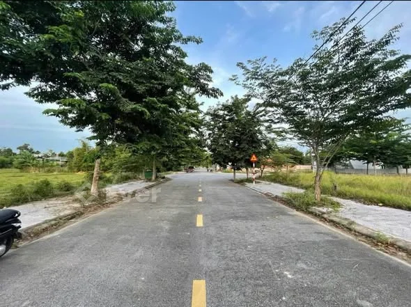 BánBán 400m2 Khổ Biệt Thự KQH Cư Chánh, Thuỷ Bằng, Tp.Huế hàng cực hiếm chỉ 01 lô duy nhất