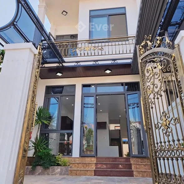 Cần bán căn nhà 2T Tây Trì Nhơn - P Phú Thượng - TP Huế Giá 2,x tỷ