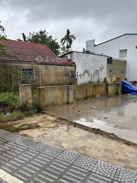 Nhà 2 tầng kiệt Vũ Ngọc Phan đường 5m thông 2 đầu ô tô tận sân Giá bán 2ty890