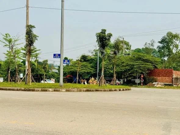 BÁN ĐẤT TẶNG NHÀ XƯỞNG MẶT TIỀN TAM THAI, TP HUẾ 167m2 Giá rẻ 2.6x tỷ