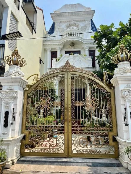 NHÀ 3 TẦNG VILLA TÂN CỔ ĐIỂN KIỆT Ô TÔ VÕ NGUYÊN GIÁP – HUẾ