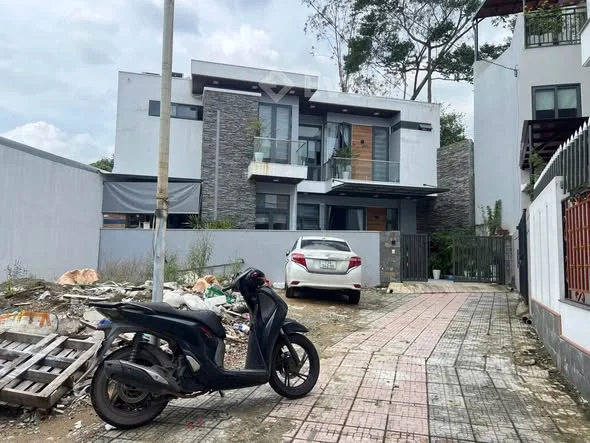 Lô Góc 2 Mặt Tiền Kiệt 69 Lê Ngô Cát , Thuỷ Xuân , TP Huế Giá Bán: 1,8xx Tỷ