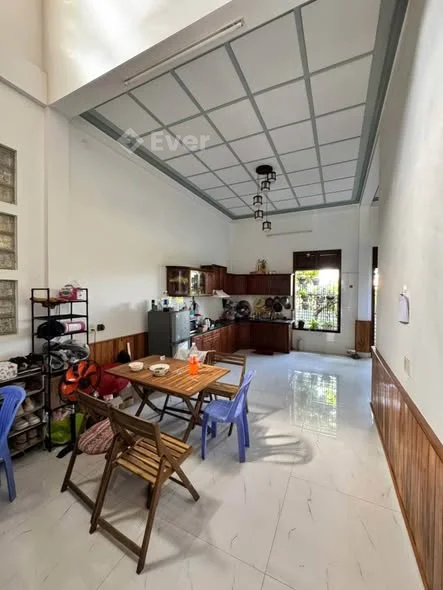 Bán Nhà Vườn 2.5 Tầng Kiệt 3M Trần Phú TTTP Huế 207m2 Giá rẻ 3.6x tỷ