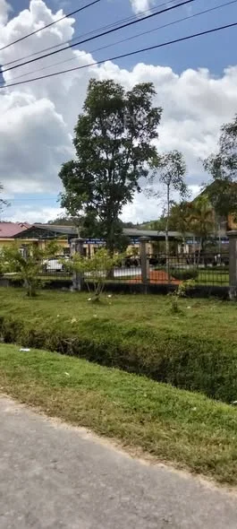 BÁN 2LÔ ĐẤT TẶNG 2 NHÀ ĐẸP, SIÊU RẺ, MẶT TIỀN SIÊU TO KHỔNG LÔ NGAY TRƯỜNG THPT, THCS TRƯỜNG SƠN