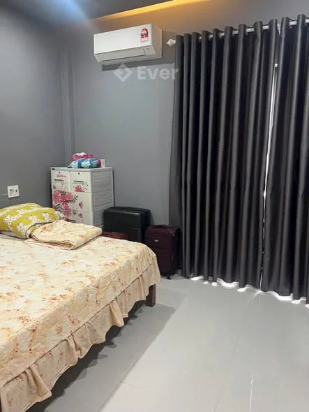 Bán Căn Nhà Hiện Đại 2 Tầng - Full Nội Thất - Đường Nguyễn Hữu Cảnh