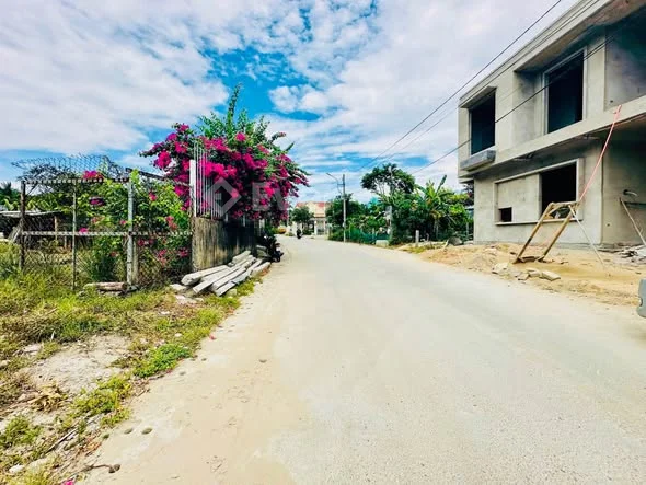 BÁN ĐẤT MT PHÙNG LƯU – THỦY DƯƠNG, TP HUẾ— Khu vực bao quanh toàn trọ cao cấp (2,5–3tr/phòng)