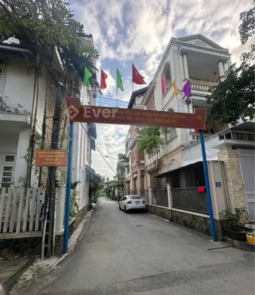 Bán Nhà 3 Mặt Tiền KQH Hồ Đắc Di - P An Cựu - TP Huế •