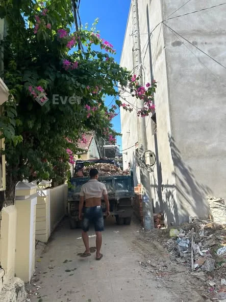 Bán Lô Đất kiệt oto Nguyễn Bỉnh Khêm, sau lưng nhà mặt tiền, Ph. Phú Xuân, TP. Huế chỉ với 2tỷxx