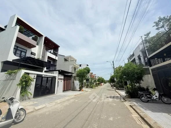 ĐẤT NỀN KQH BÀU VÁ - MT BÔNG VĂN DĨA -TP HUẾ - Diện tích : 100m2 ngang 5m (5x20) - Hướng : Tây Nam