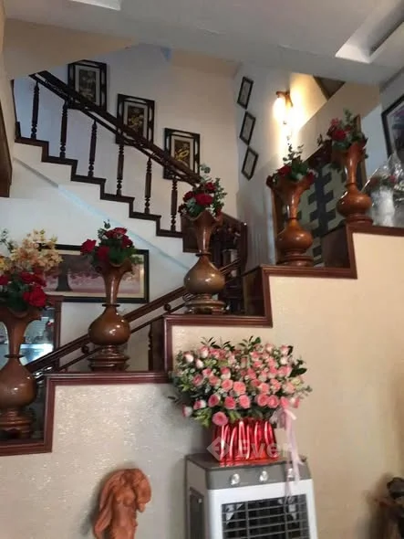 Mặt tiền TRƯƠNG GIA MÔ - Vỹ Dạ - Sẵn Biệt thự 3 tầng - Gia 13,x tỷ - Diện tích 165m2, ngang 7,5M - Đ