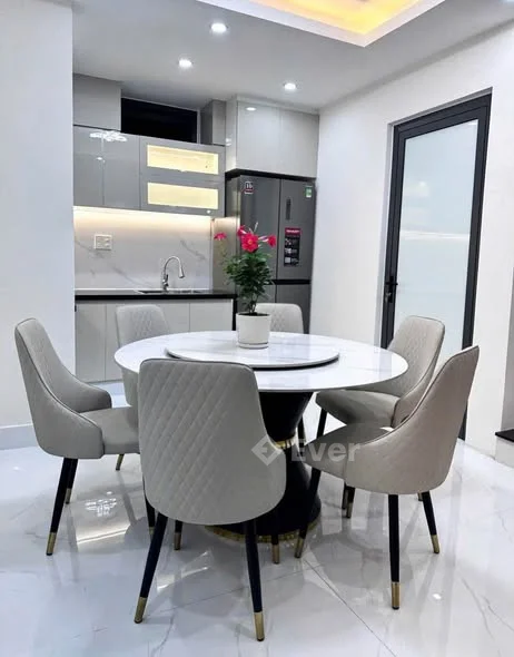 MỞ BÁN SIÊU PHẨM NHÀ 2 TẦNG 4 PHÒNG NGỦ - KIỆT Ô TÔ HOÀNG QUỐC VIỆT