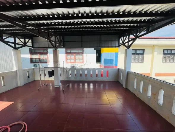 Bán biệt thự 03 Tầng 2 Mê lợp Mái Ngói Cao cấp kiệt Xe Hơi Trường Trinh, An Đông, Phường An Cựu, Huế