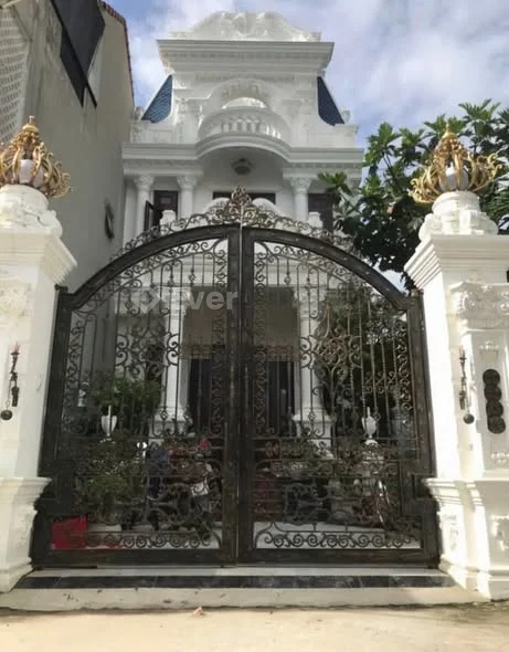 Bán Căn Biệt Thự Tân cổ điển Mẫu Châu Âu gần KĐT Phú Mỹ An thuộc Kiệt Võ Nguyên Giáp