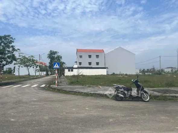 Cần bán Lô góc KQH Thuỷ Dương 3 đường Nguyễn Như Đỗ gần Aeonmall, bệnh viện quốc tế TTH và FPT Huế