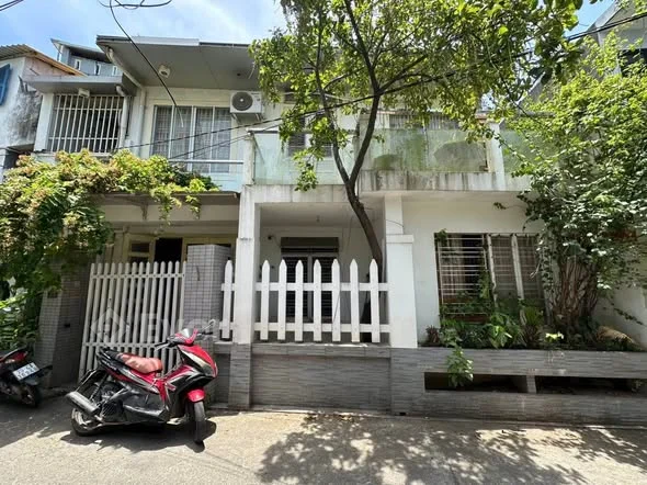 Chính chủ gửi Bán Nhà mặt tiền Kiệt 235 Bà Triệu, Trung tâm Tp Huế ngay Siêu Thị Go