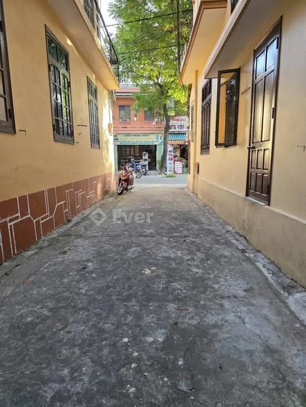 215 Mét ĐẤT TẶNG NHÀ NỘI THÀNH GẦN CHỢ TÂY LỘC - KIỆT ÔTÔ NGUYỄN TRÃI Giá rẻ: 20 triệu/m2