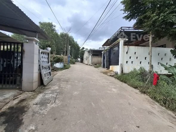 Cần bán nhanh 150m ngang 6m kiệt ô tô đg Minh Mạng