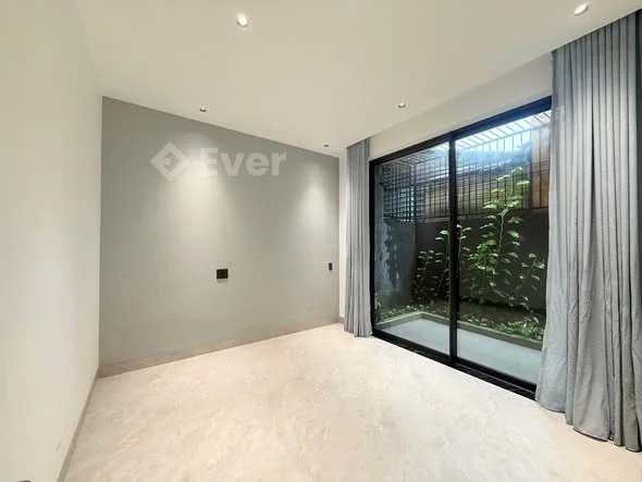 Chủ gởi bán nhà 3 tầng kiệt ôtô Đào Tấn – phường Trường An cách đường chính tầm 30m