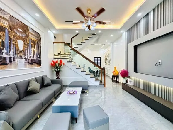 NHÀ THIÊN LÔI CHỢ ĐÔN 4 TẦNG SÂN CỔNG 2 NHÀ.S:46Mx 4 tầng