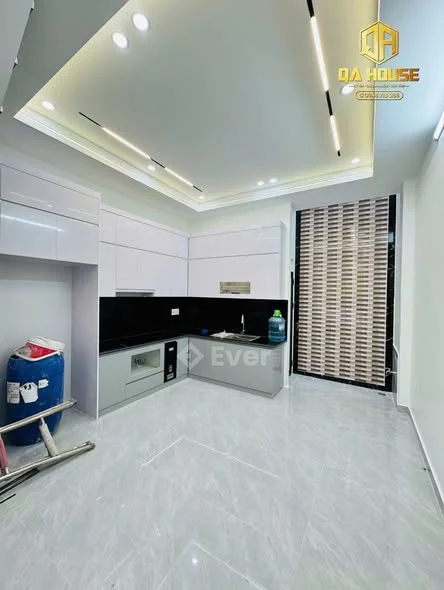 BÁN NHÀ XÂY MỚI ĐỘC LẬP – CHỢ LŨNG, GẦN BIG C - Thỏa thuận - 51m²