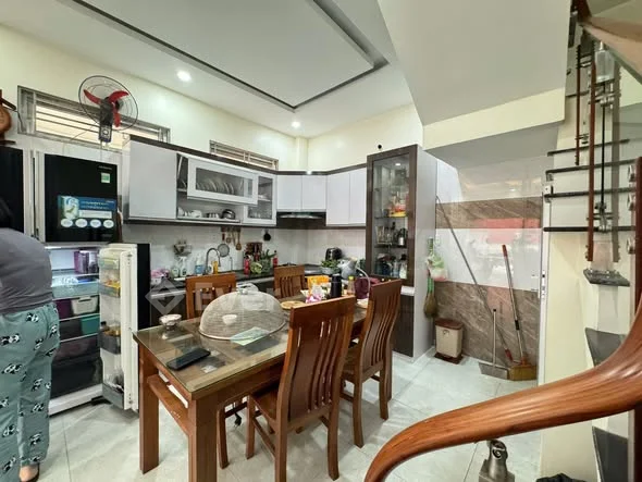 SIÊU PHẨM NHÀ 4 TẦNG – Ô TÔ ĐỖ CỬA NGÀY ĐÊM .TOẠ LẠC NGAY MẶT CHÍNH– 97 ĐOÀN KẾT, ĐẰNG HẢI