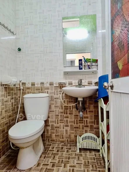 B.án nhà 2,5 tầng chỉ 2,77 tỷ Ngỗ Lạch Tray