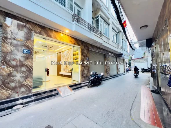 BÁN NHÀ MẶT NGÕ 79 CHỢ ĐÔNBán nhà nằm tại vị trí đắc địa có 1 không 2 tại mặt ngõ 79 Chợ Đôn